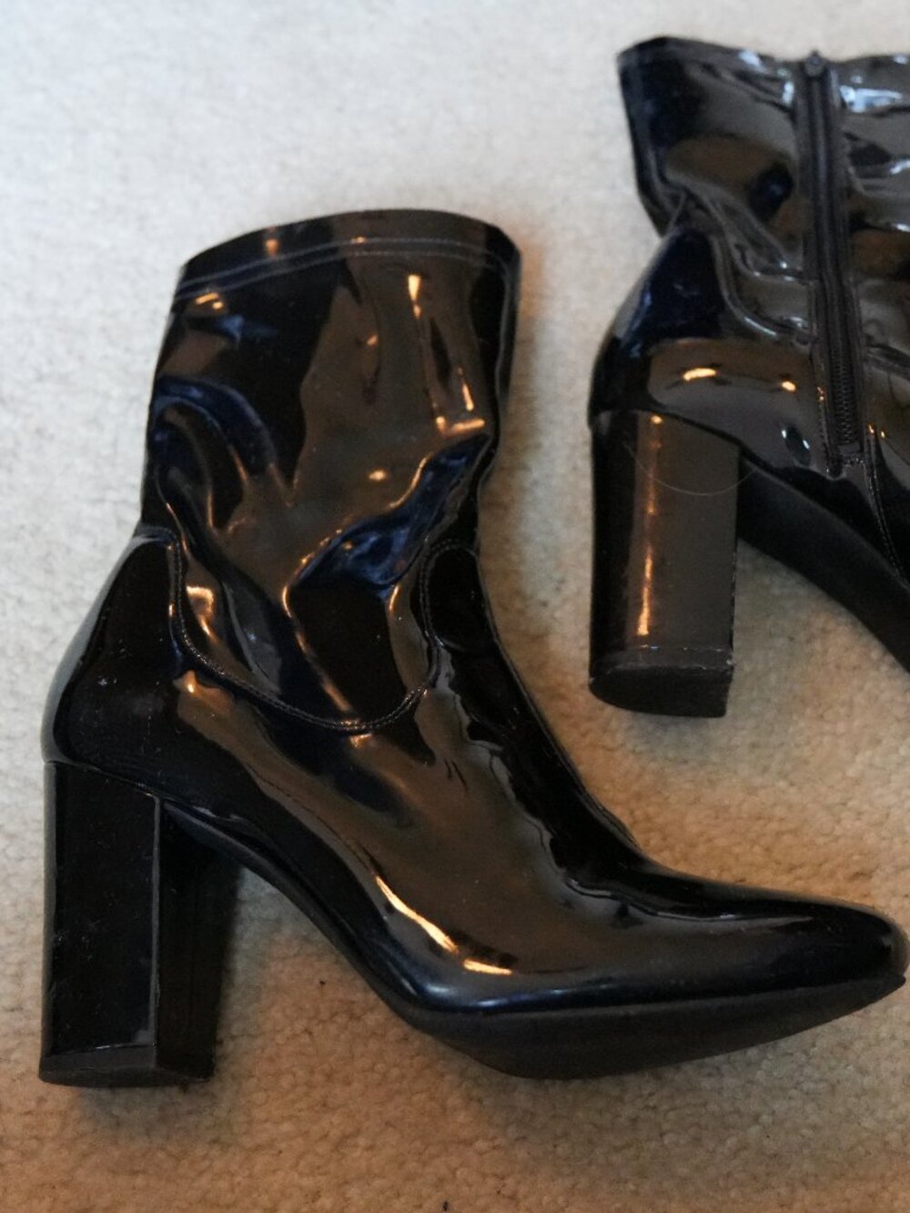 Kenneth Cole Black Patent Leather Block Heel Sock Boots Size 9M